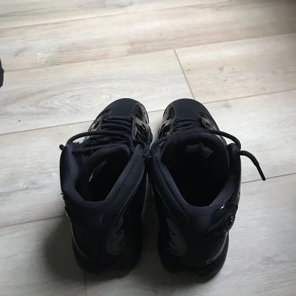 Cap & gown Jordan 13s 2019